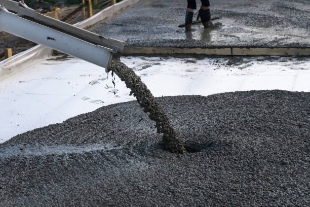 Best Commercial Concrete Services in Temesl Valley, CA