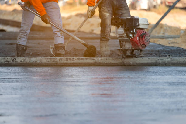 Best Commercial Concrete Services in Temesl Valley, CA