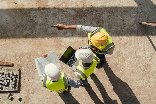 Best Concrete Sidewalk Installation in Temesl Valley, CA